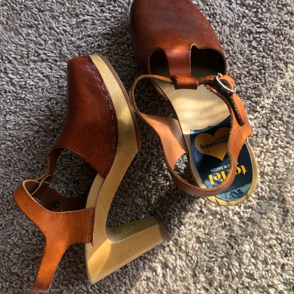 Swedish Hasbeens t-strap sky high | high heel clogs